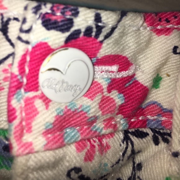 Floral Child Girls Denim Shorts - Picture 3 of 3